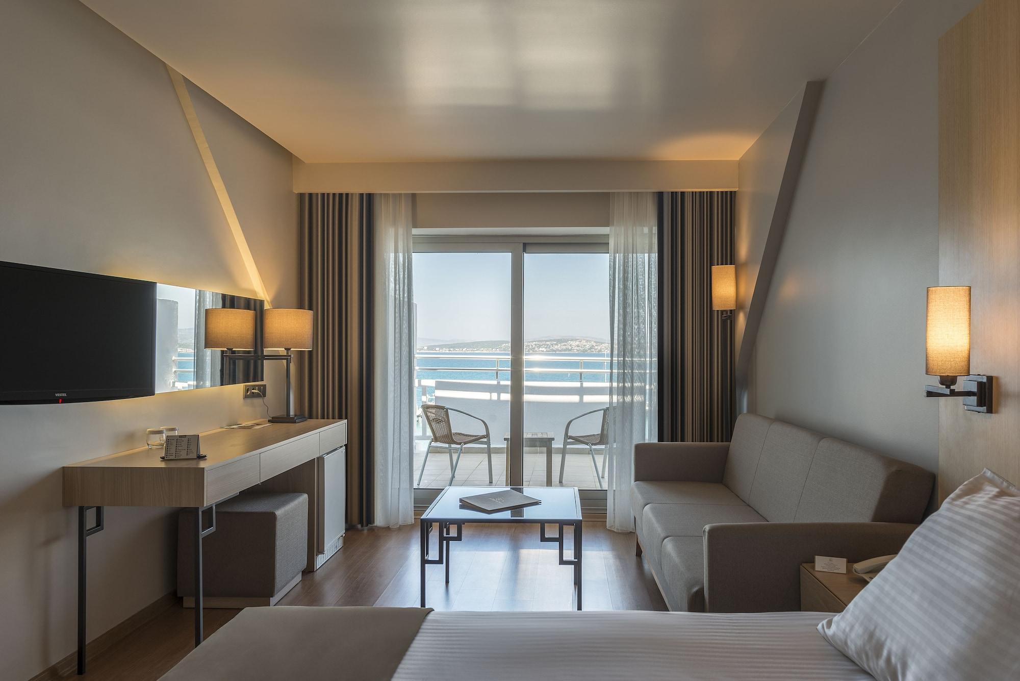 Altin Yunus Hotel & Spa - Çeşme Exteriör bild