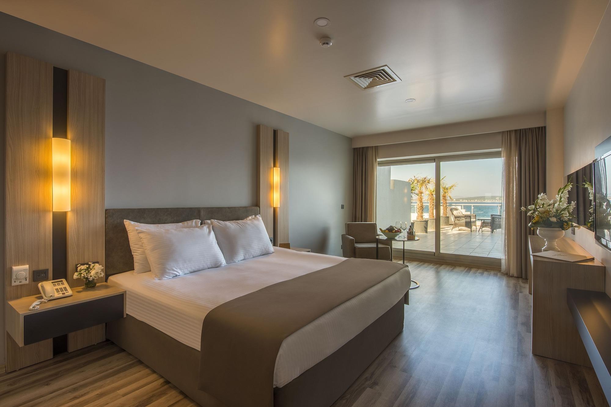 Altin Yunus Hotel & Spa - Çeşme Exteriör bild
