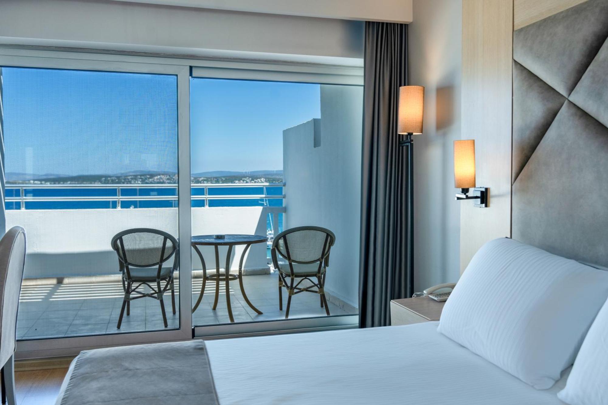 Altin Yunus Hotel & Spa - Çeşme Exteriör bild