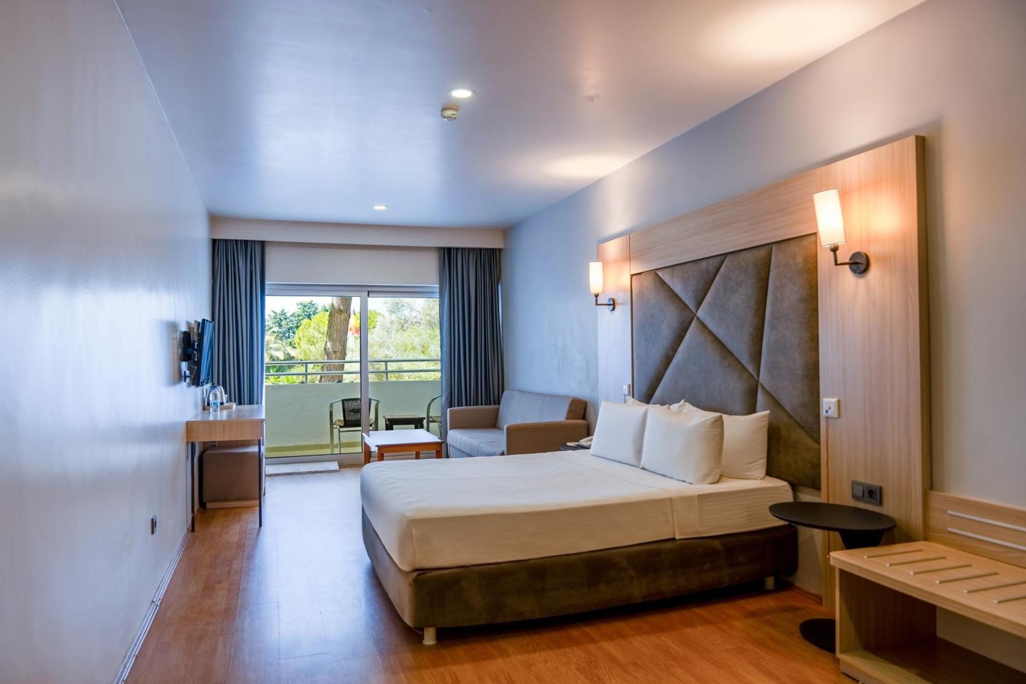 Altin Yunus Hotel & Spa - Çeşme Exteriör bild